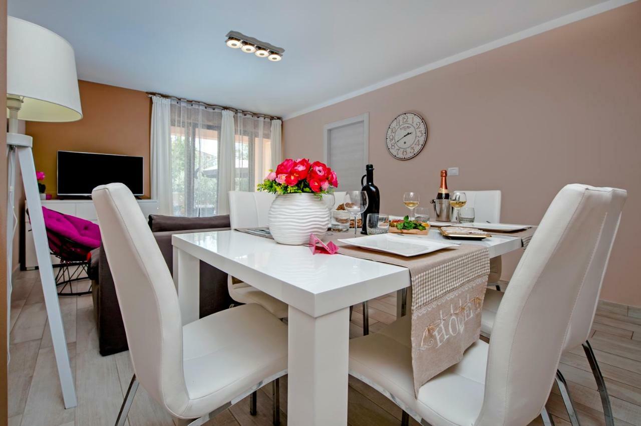 רוביני Apartment Villa Baric 4412 מראה חיצוני תמונה